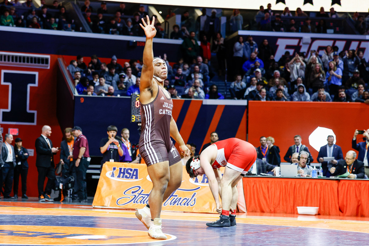 Illinois wrestling championships February 17 2024 Nate Latsch 25945